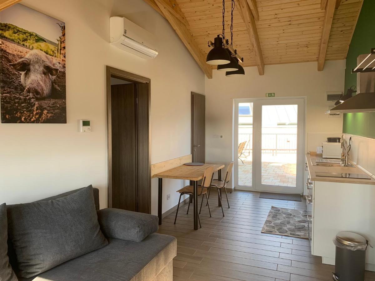 Oeregtoelgy Apartman Szár Zewnętrze zdjęcie